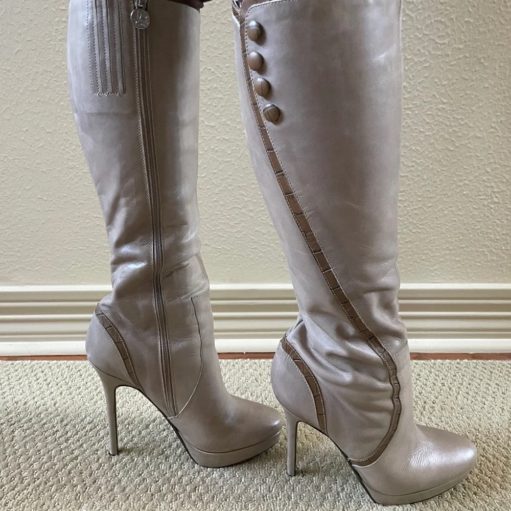 Sexy Lisa Pliner Taupe Knee High Leather Boots (8) - Picture 2 of 8